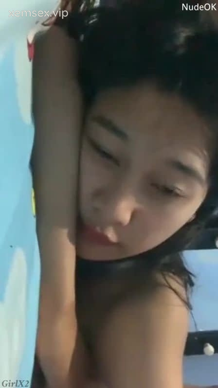 Ảnh thumbnail của 1 Em Vếu Bự Khoe Hàng #1