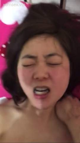 Ảnh thumbnail của Chịch Em Y Tá ở Khoa Xét Nghiệm Hihi Gái Ngành Y Dăm đãng Lắm Nha Phần 1 #2