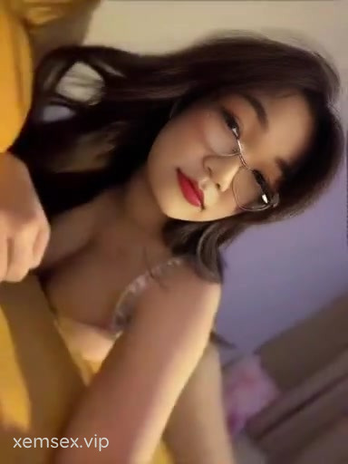 Ảnh thumbnail của Đi Làm KCN Nóng Quá Nên Làm Biếng Mặt Quần Lót, Ai Dè Bị đồng Nghiệp để ý, Ghét Ghê, #3