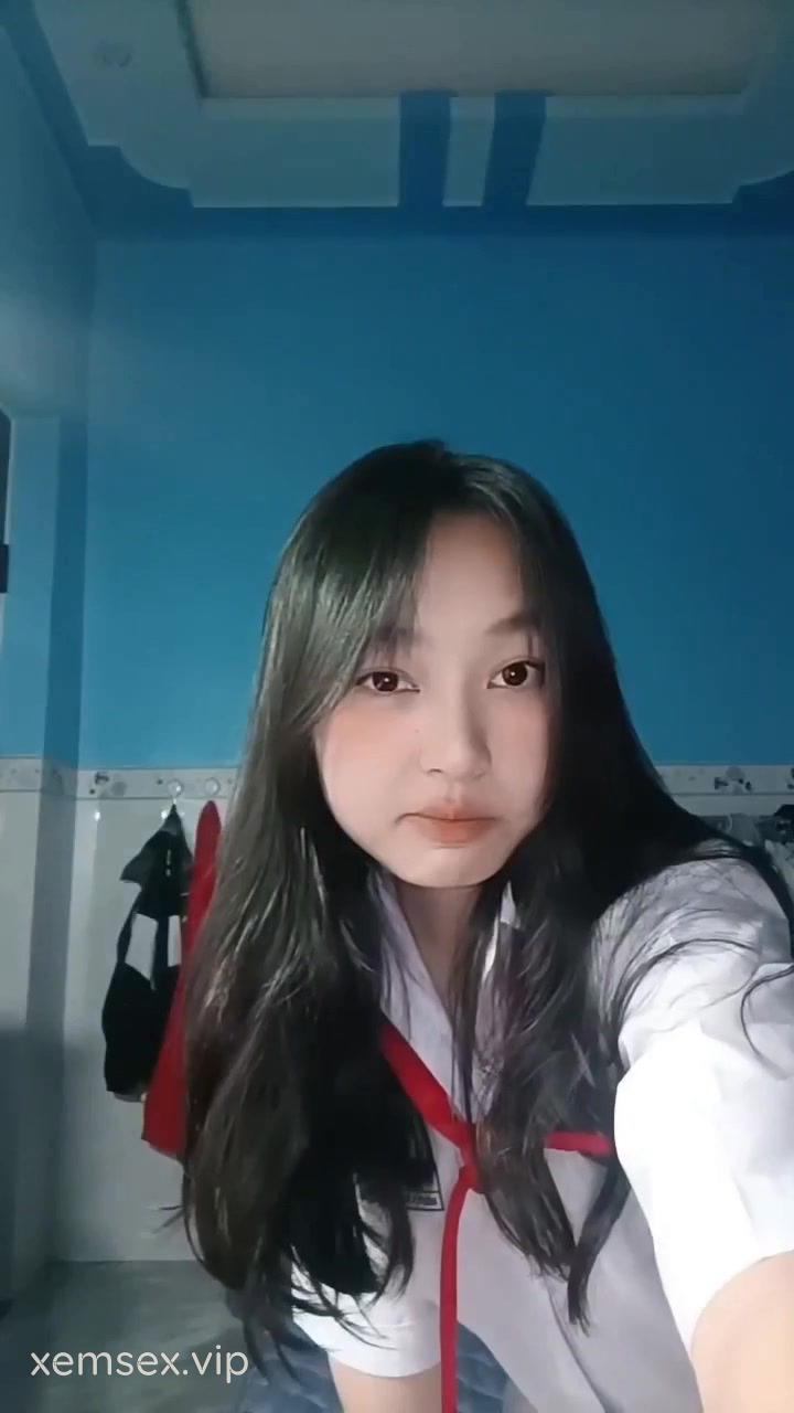 Ảnh thumbnail của Full Bé Nữ Sinh 2k8 Xinh Xắn Show Body … #2
