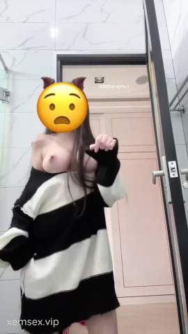 Ảnh thumbnail của [ST] Xả Hàng Trong Máy #47 – Vú Khủng – Khoe Hàng