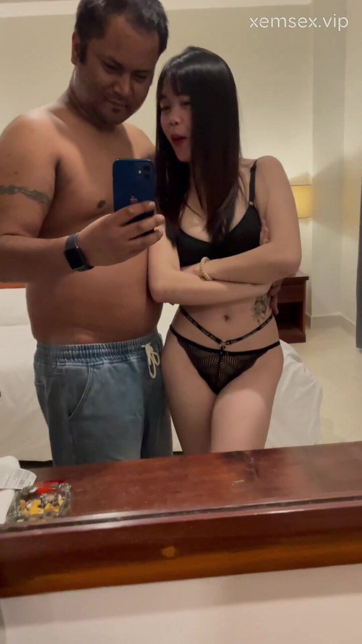 Ảnh thumbnail của Thằng Già Ấn Độ Chuyên Gạ Gái Việt Nam Quay Video Bán #1